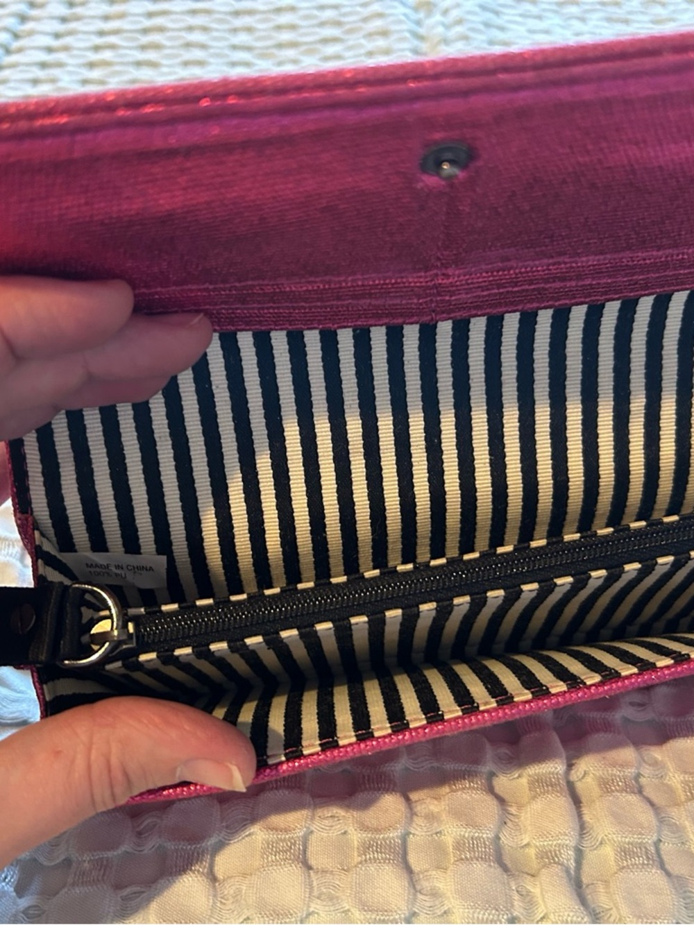 L.A.M.B. Metallic Hot Pink Zip Clutch - Picture 9 of 9